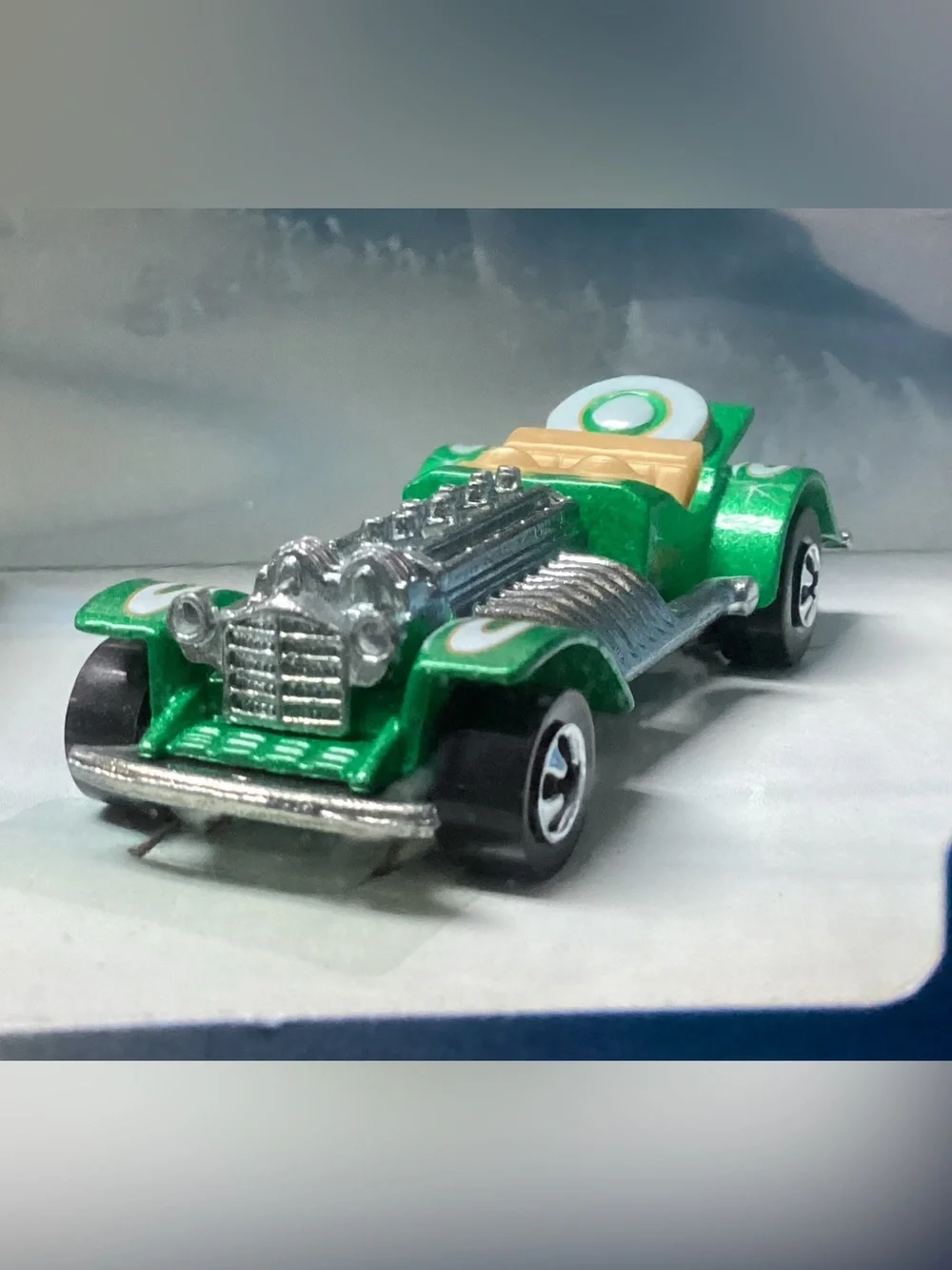 Hot Wheels Vintage Hot Rods 3-Car Set - Red, White, Green